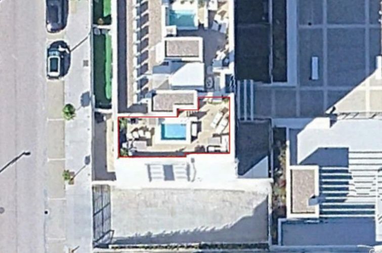 Espectacular ático dúplex de Córdoba. Prácticamente a estrenar y con una terraza solarium de 70 m2 con piscina privada