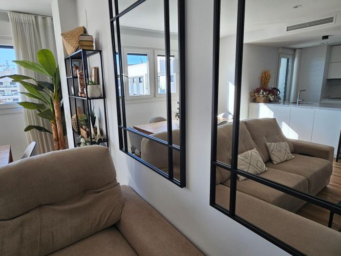Espectacular ático dúplex de Córdoba. Prácticamente a estrenar y con una terraza solarium de 70 m2 con piscina privada