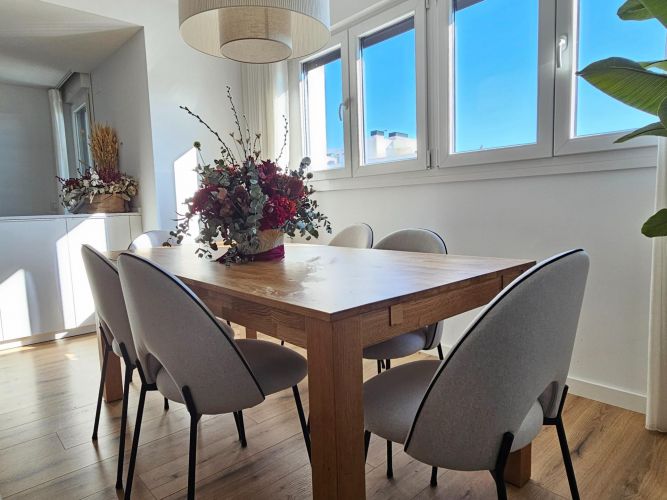 Espectacular ático dúplex de Córdoba. Prácticamente a estrenar y con una terraza solarium de 70 m2 con piscina privada