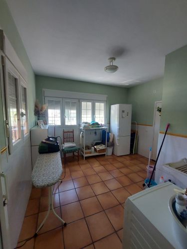 EXCLUSIVO CHALET PRÓXIMO A COLEGIO LA SALLE