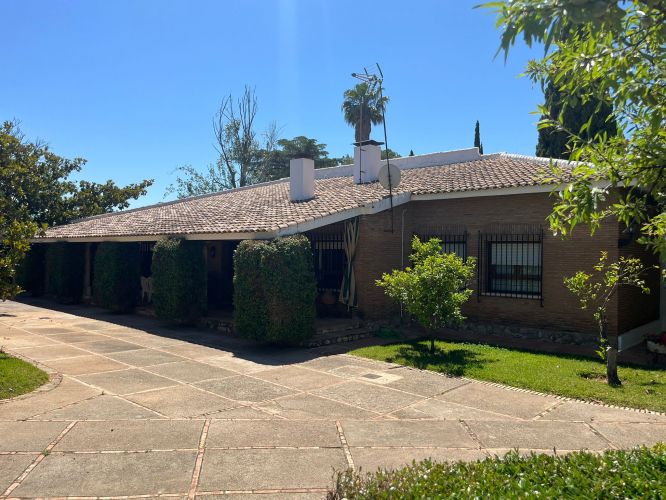 CHALET INDEPENDIENTE EN BRILLANTE ALTO