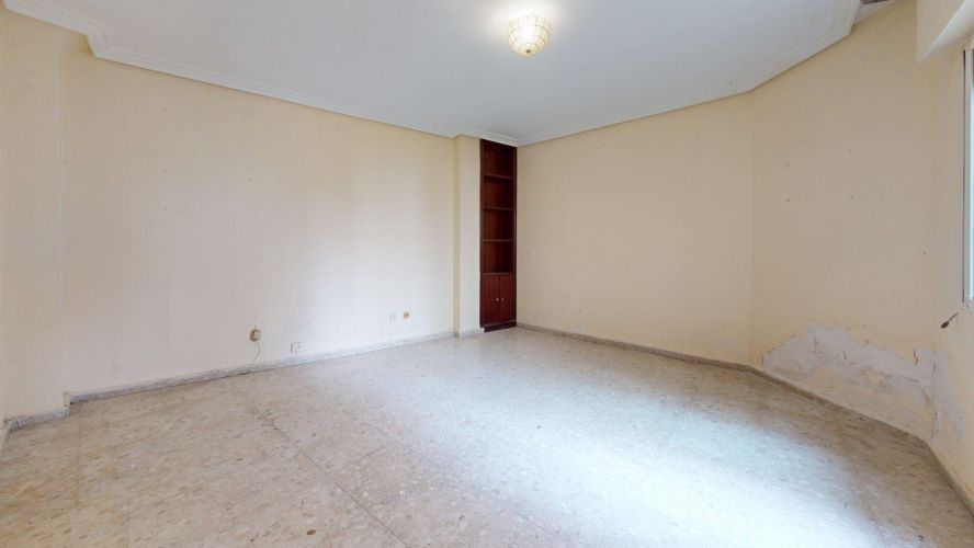 MAGNÍFICA VIVIENDA EN PLENA JUDERÍA CON AMPLIO PATIO PRIVADO