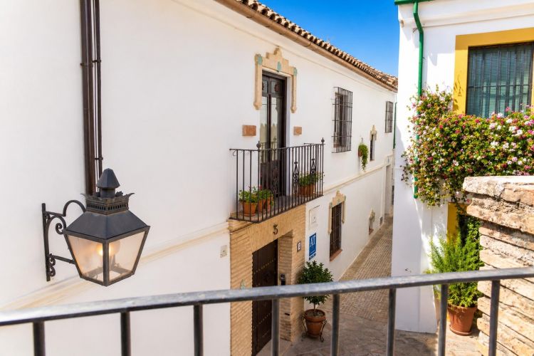 CASA ANDALUZA CON ENCANTO EN EL CASCO HISTÓRICO DE CÓRDOBA