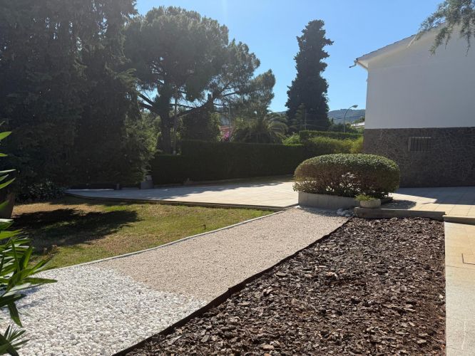 ESTUPENDO CHALET EN BRILLANTE!