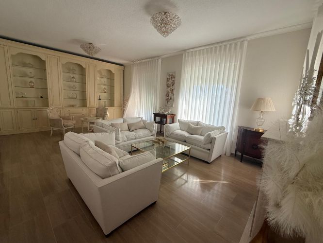 ESTUPENDO CHALET EN BRILLANTE!