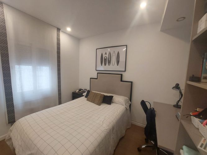EXCLUSIVA VIVIENDA EN PLENA RONDA DE LOS TEJARES CON GARAJE Y TRASTERO