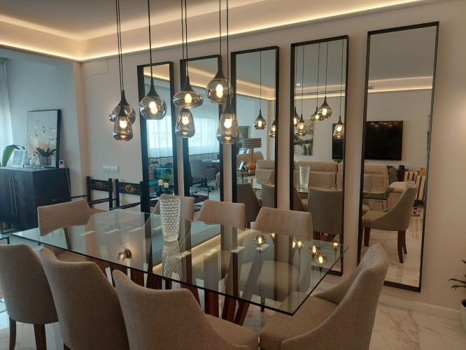 EXCLUSIVA VIVIENDA EN PLENA RONDA DE LOS TEJARES CON GARAJE Y TRASTERO