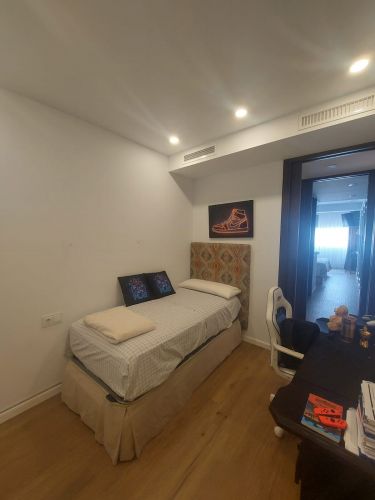 EXCLUSIVA VIVIENDA EN PLENA RONDA DE LOS TEJARES CON GARAJE Y TRASTERO