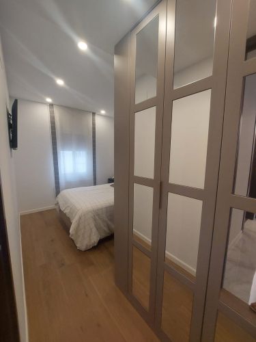 EXCLUSIVA VIVIENDA EN PLENA RONDA DE LOS TEJARES CON GARAJE Y TRASTERO