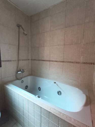 PISO DE DOS HABITACIONES Y DOS BAÑOS EN VALDEOLLEROS