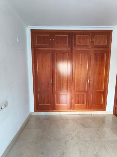 PISO DE DOS HABITACIONES Y DOS BAÑOS EN VALDEOLLEROS