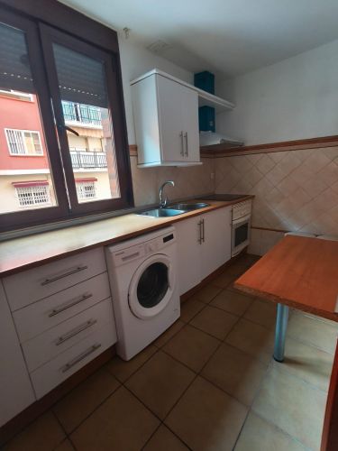 PISO DE DOS HABITACIONES Y DOS BAÑOS EN VALDEOLLEROS