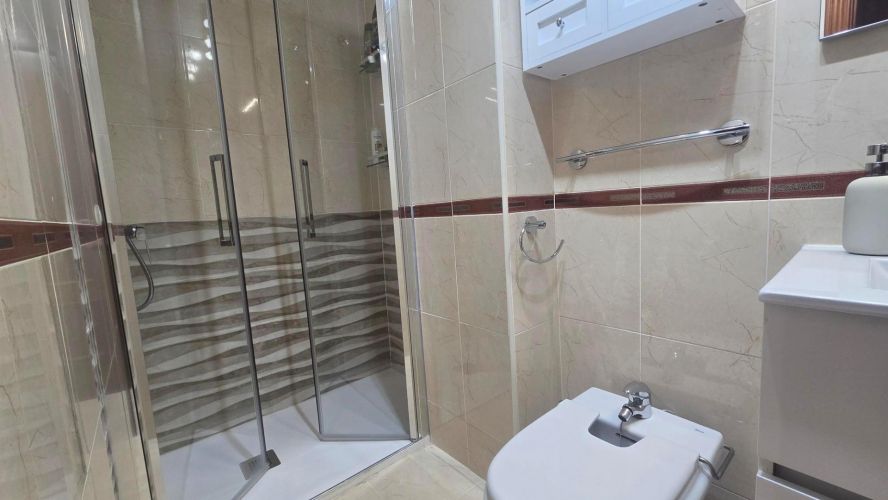 MAGNÍFICO PISO EN LEVANTE CON GARAJE, TRASTERO Y PATIO PRIVADO