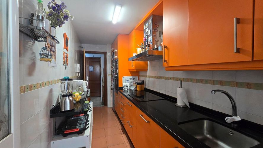 MAGNÍFICO PISO EN LEVANTE CON GARAJE, TRASTERO Y PATIO PRIVADO