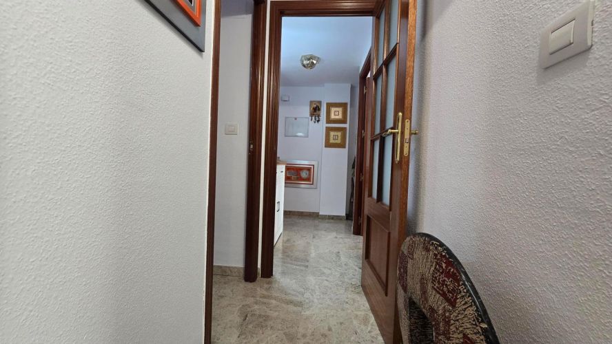 MAGNÍFICO PISO EN LEVANTE CON GARAJE, TRASTERO Y PATIO PRIVADO