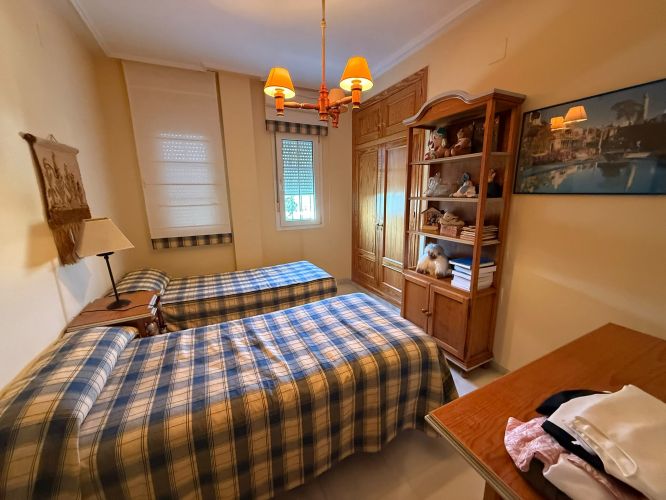 Exclusivo y Lujoso Chalet Independiente en el Brillante!