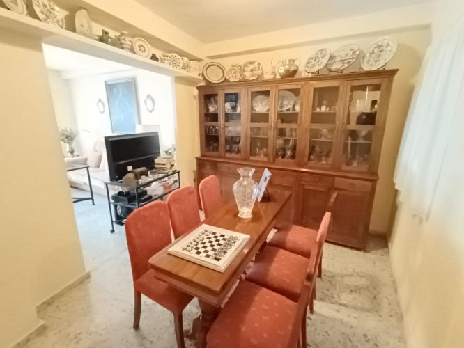 MAGNÍFICO PISO EXTERIOR EN PRIMERA PLANTA JUNTO A LA RIBERA DE CÓRDOBA