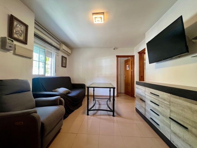 ACOGEDORA CASA REFORMADA EN CAMPO DE LA VERDAD – ZONA ALTA