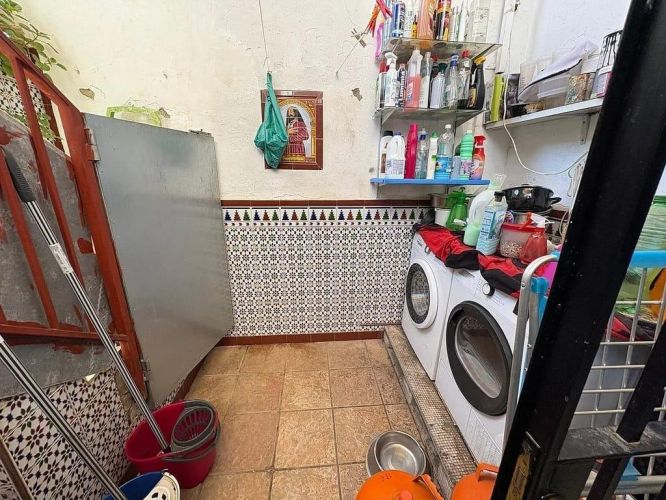 ACOGEDORA CASA REFORMADA EN CAMPO DE LA VERDAD – ZONA ALTA