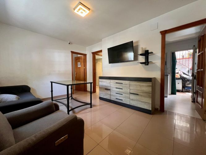 ACOGEDORA CASA REFORMADA EN CAMPO DE LA VERDAD – ZONA ALTA