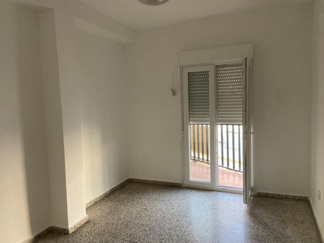 Piso ubicado en la Avenida de Almogávares.