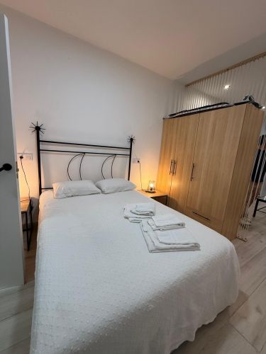 CASA DOS PLANTA CON LOFT INDEPENDIENTE