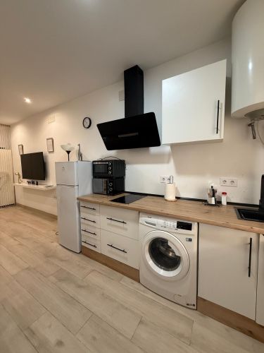 CASA DOS PLANTA CON LOFT INDEPENDIENTE