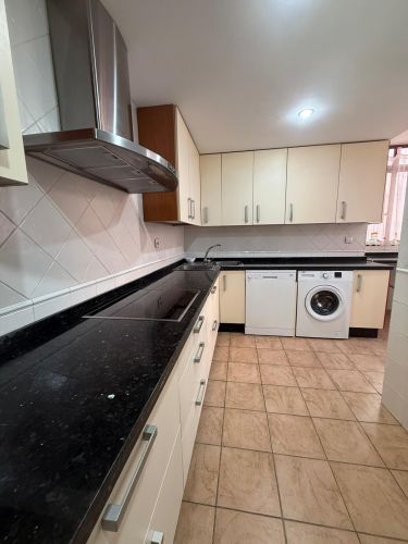 MAGNIFICO PISO JUNTO CAÑITO BAZAN
