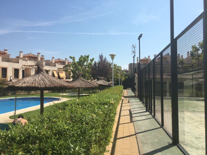 EXCLUSIVA VIVIENDA COMPLETAMENTE REFORMADA EN MIRABUENO