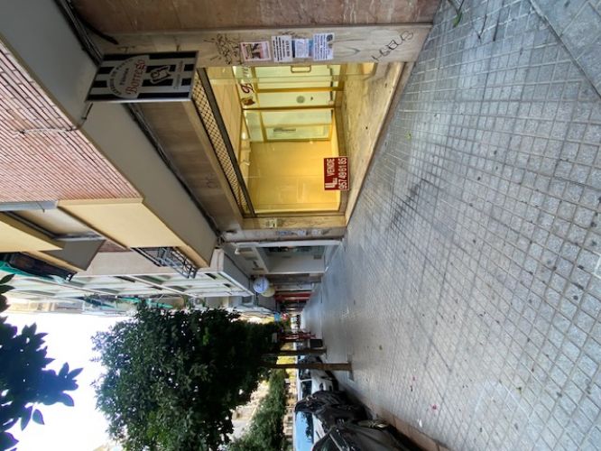 AMPLIO LOCAL EN CIUDAD JARDIN