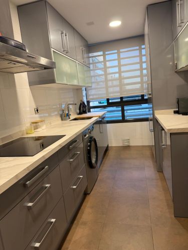 EXCLUSIVO PISO CON AMPLIA PLAZA DE COCHERA TRASTERO Y PISCINA