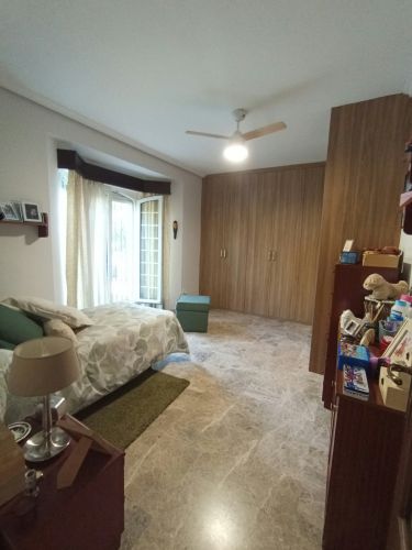 EXCLUSIVO CHALET CON VISTAS