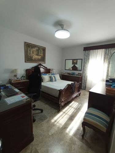 EXCLUSIVO CHALET CON VISTAS