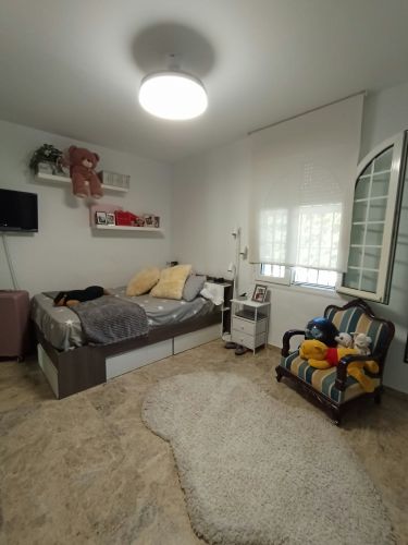 EXCLUSIVO CHALET CON VISTAS