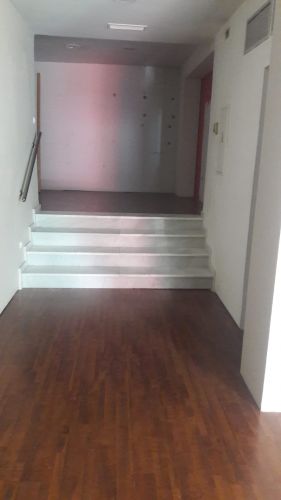 Local para entrar en zona centro