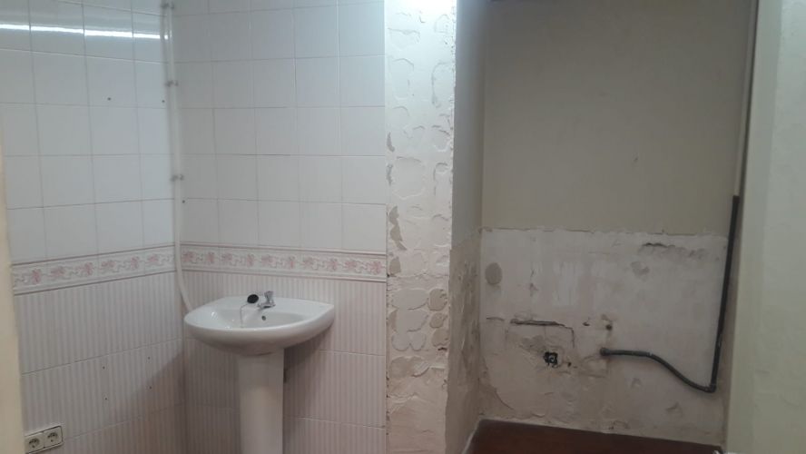 Local para entrar en zona centro